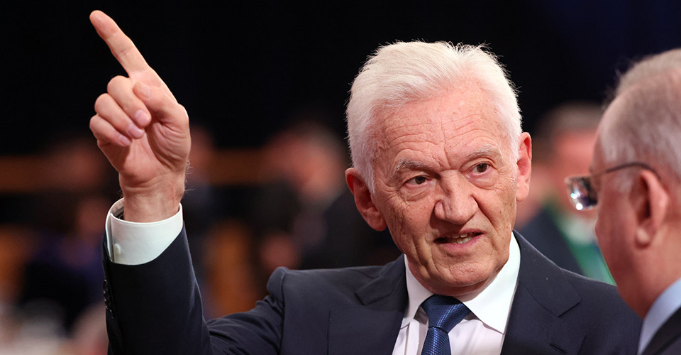 Активи Лукойлу хоче придбати компанія, яку заснував олігарх з оточення Путіна 1