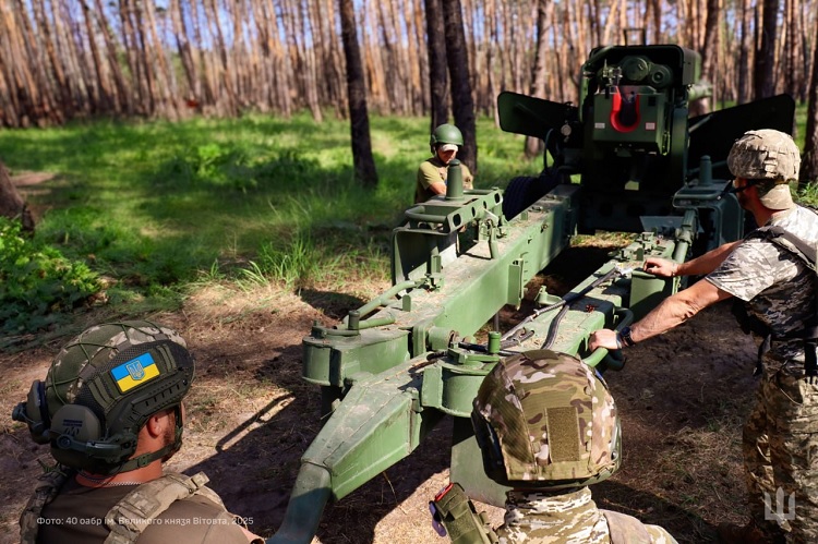 Артилеристи порівняли причіпну "Богдану-Б" з американською гаубицею M777 2