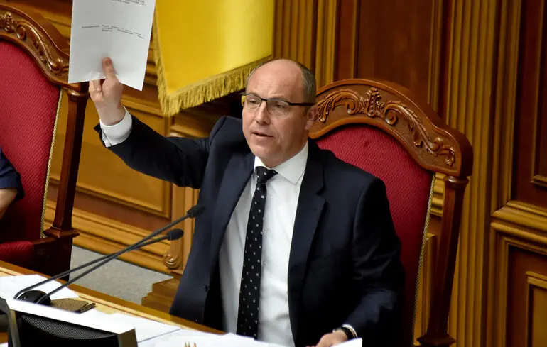 Андрію Парубію присвоїли звання Герой України - хто в списку - Новни України 1