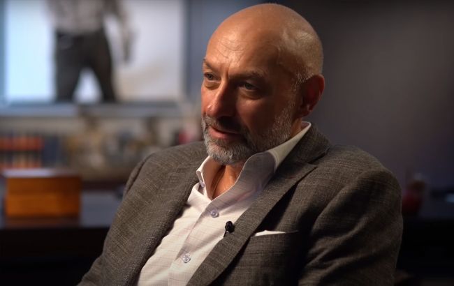 Боголюбов просив суд звільнити його від сплати судового збору в сумі 2,5 тис грн 1