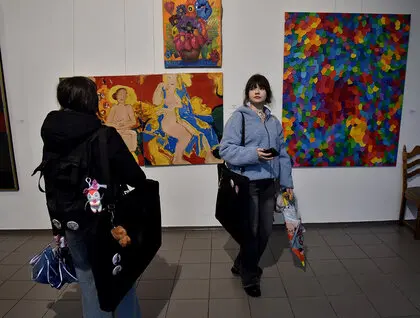 Центральний будинок художника у Києві відкрив виставку до ювілею журналу Образотворче мистецтво 14