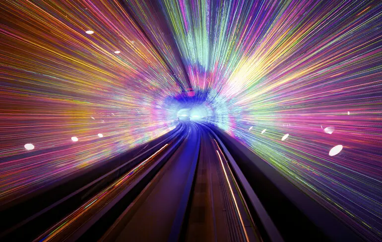 Чи можна подорожувати в часі - вчені розповіли, коли це можливо 1