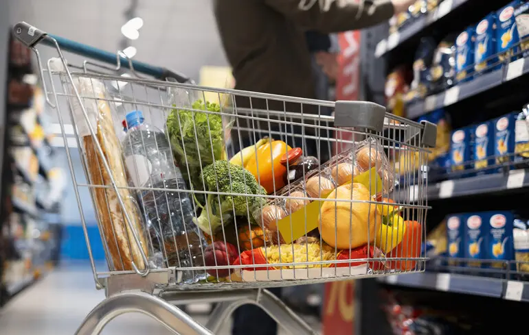 Ціни на овочі, фрукти, яйця, сир, цукор в Україні 2025 – як змінилися у вересні, чи вплинули на інфляцію – новини України 1