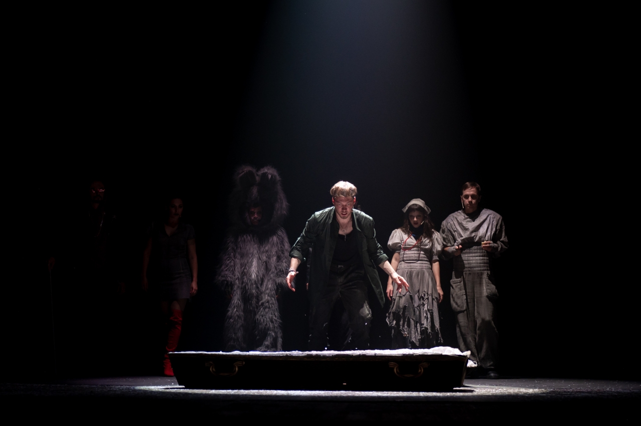 Я бачу вас цікавить пітьма - якою була прем'єра вистави у театрі Заньковецької у Львові - фото 12