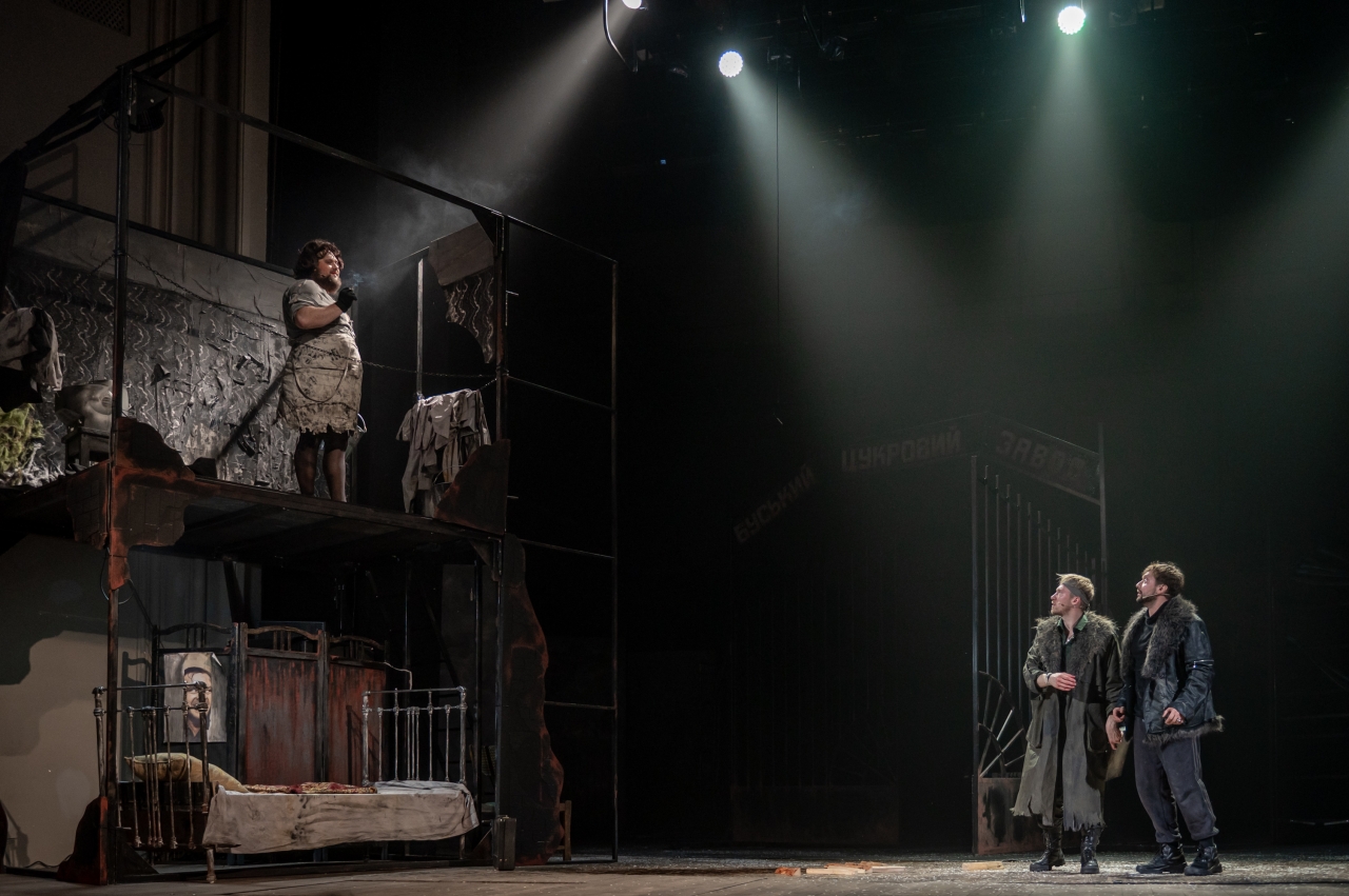 Я бачу вас цікавить пітьма - якою була прем'єра вистави у театрі Заньковецької у Львові - фото 19