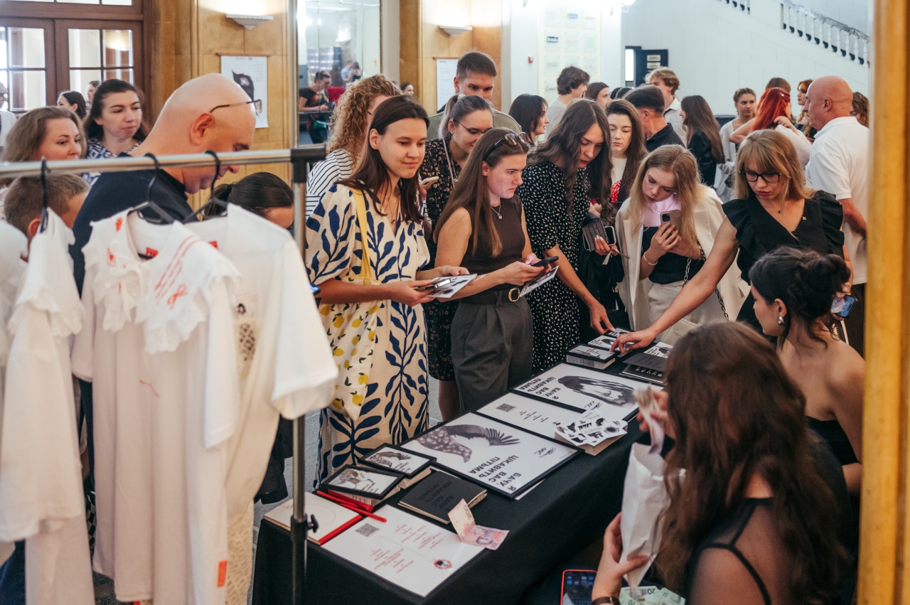 Я бачу вас цікавить пітьма - якою була прем'єра вистави у театрі Заньковецької у Львові - фото 4