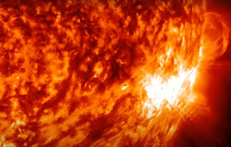 Магнітні бурі жовтень 2025 - 21 жовтня Землю накриє магнітна буря 1