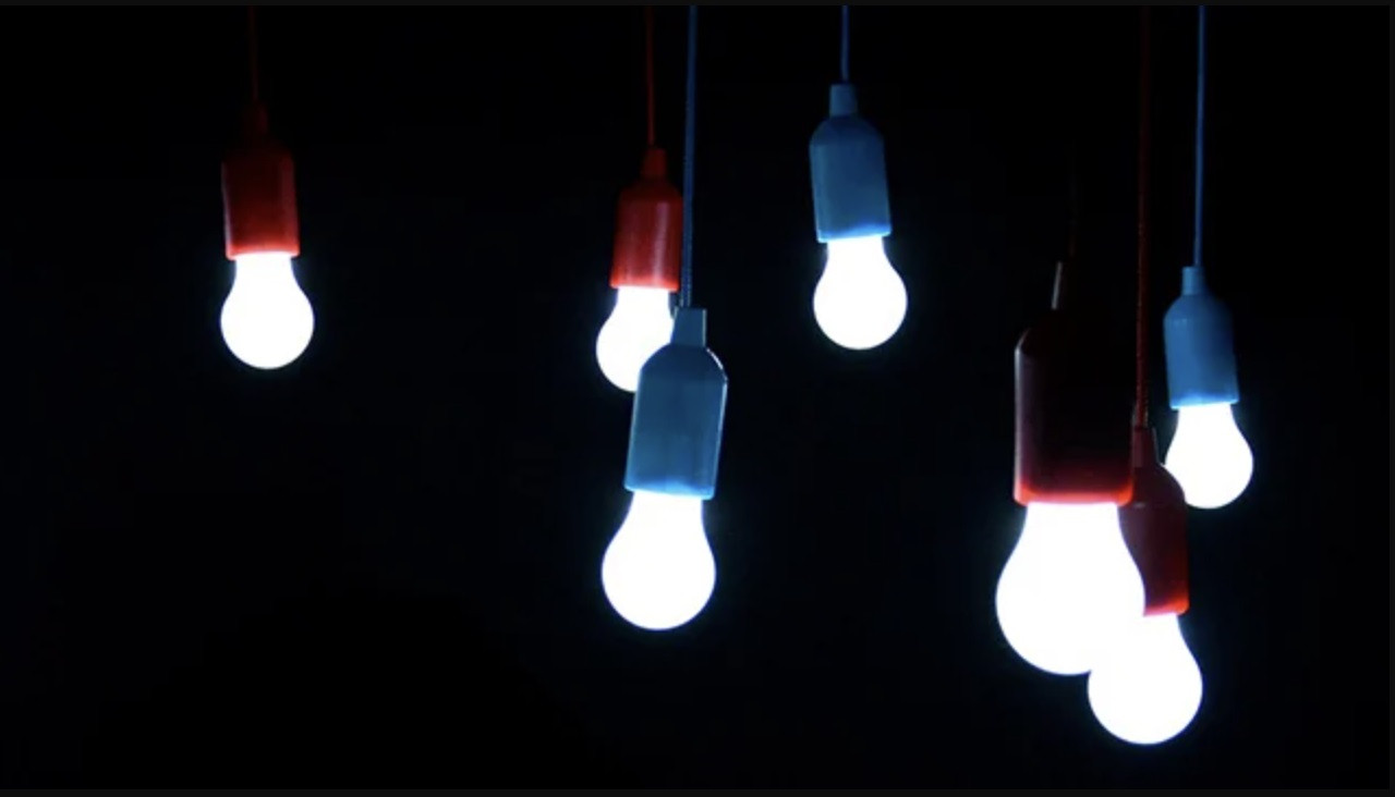 Міненерго спростувало фейки про нібито екстрені відключення світла в Україні 1