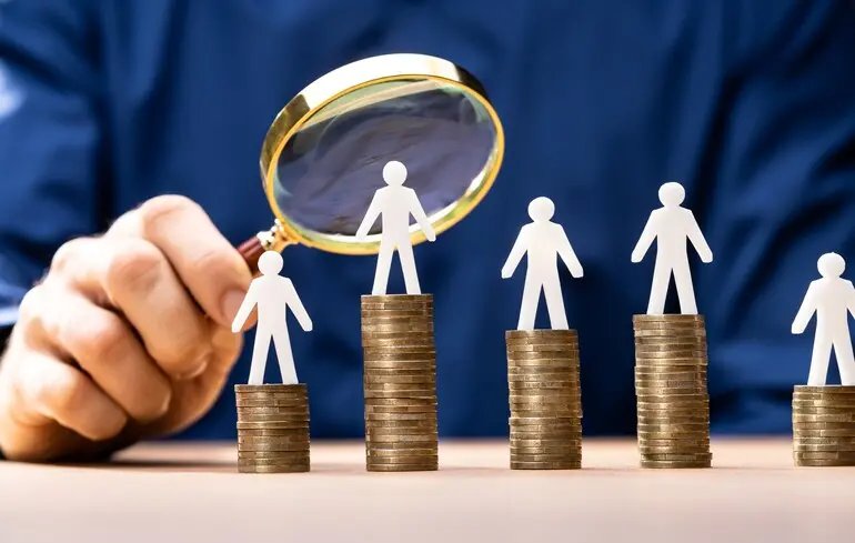 Низький рівень зарплат в Україні - у чому винна держава 1