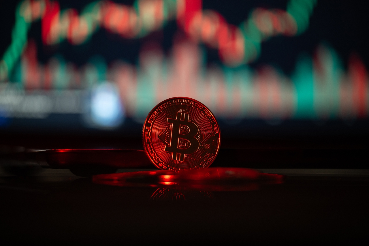 Обвал біткоїна - чому впав ринок криптовалют і який курс прогнозують 2