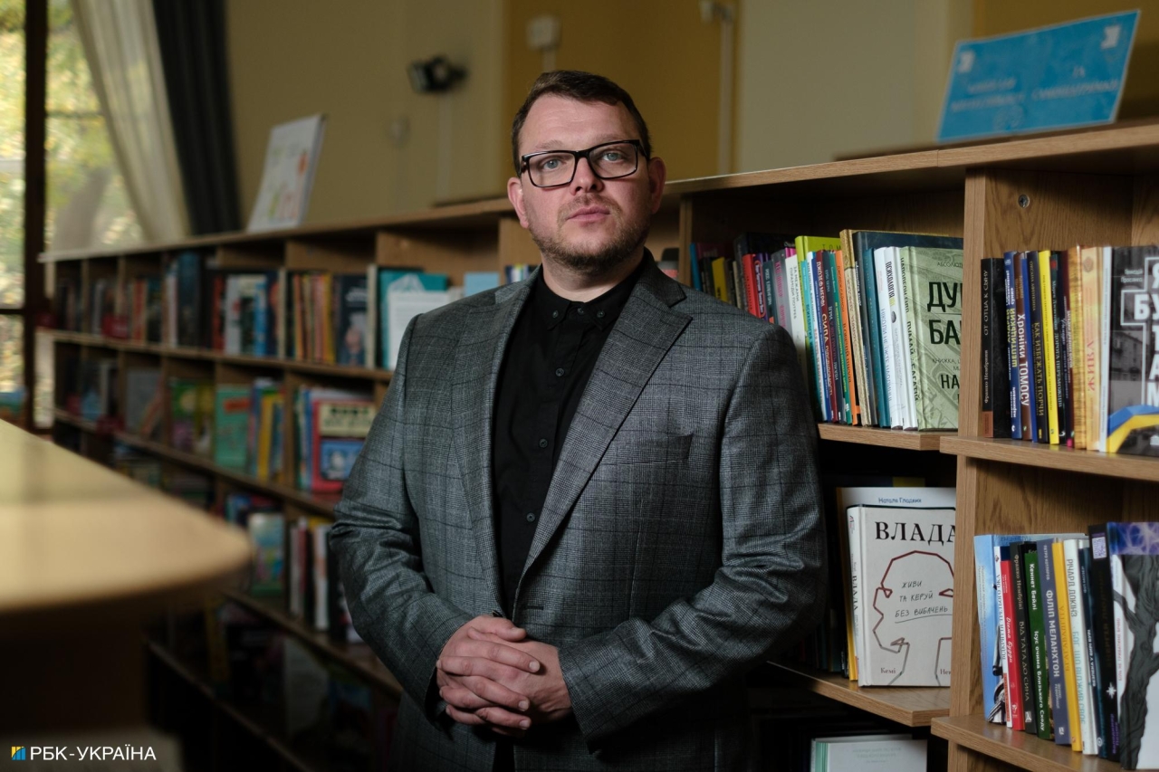 Олег Сербін в інтерв'ю D.UA про роботу бібліотек і російськомовні книги 25