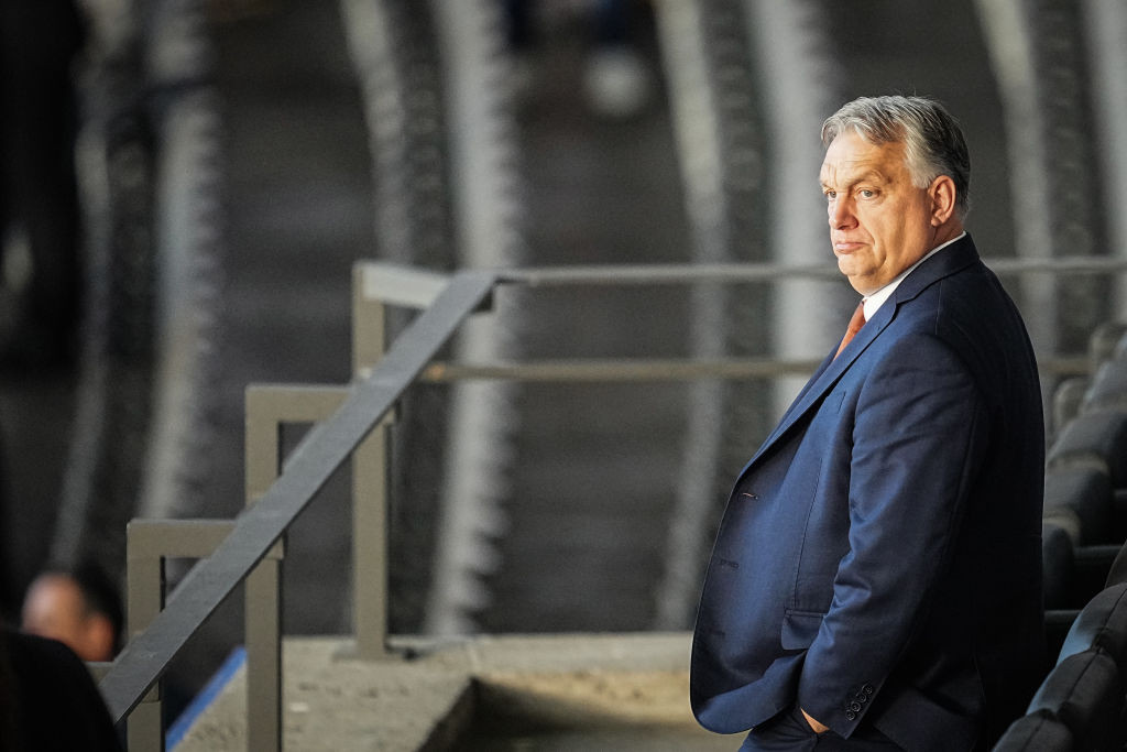 Орбан: Угорщина працює над тим, аби обійти санкції США проти РФ 1