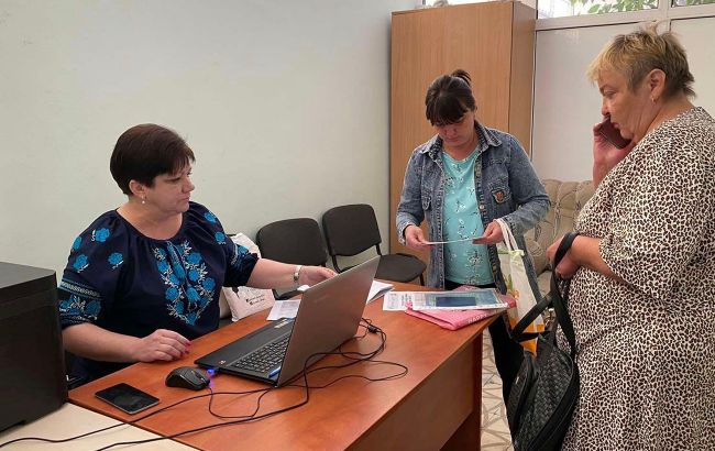 Підтвердити стаж без трудової книжки - у ПФУ надали інструкцію 1