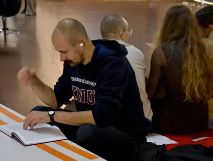 Подорожі крізь сторінки - у Києві стартував фестиваль Фундамент. Історії про культуру - фоторепортаж 3