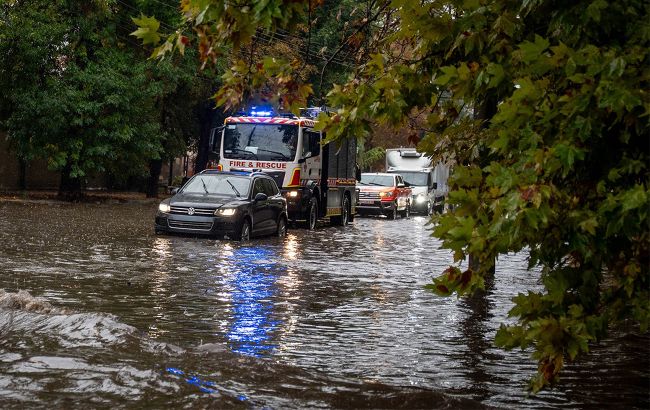 Погода в Одесі завтра і до 9 жовтня несе зливи й небезпечний вітер - прогноз, смерч сьогодні 1