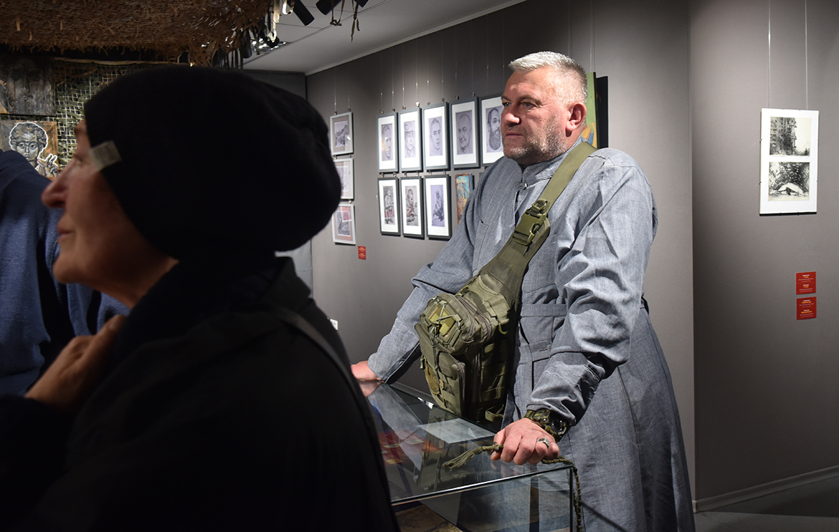 «Позивний: Художник» - київські митці показали війну в артоб’єктах - фото 24