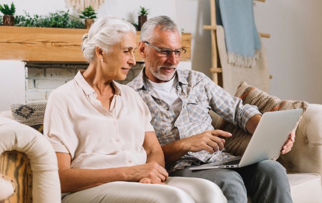 Робота для пенсіонерів, жінок і чоловіків старших за 50 чи 60 років в Україні є - де шукати вакансії 1