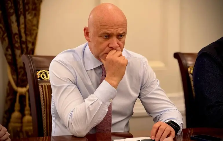 Російський паспорт Труханова, який опублікувала СБУ, є підробкою – розслідування The Insider 1