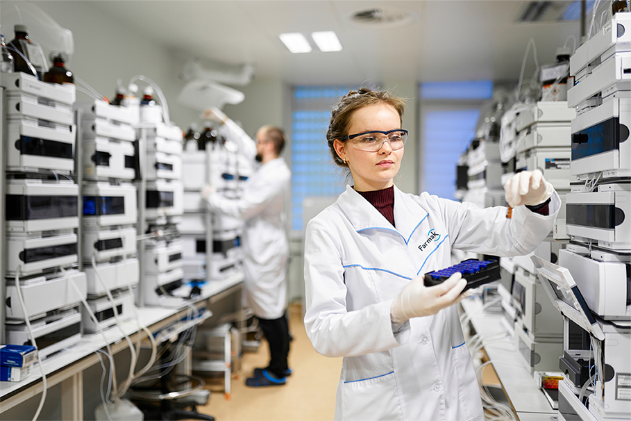 Розвиток, інновації, турбота: компанія Farmak відзначає 100-річний ювілей 1