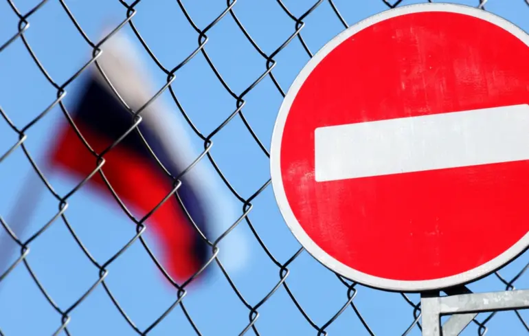 Санкції ЄС проти РФ - Словаччина хоче обговорення нових обмежень на рівні лідерів 1