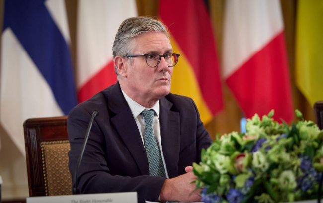 Стармер заявив, що Україна в кращому становищі після санкцій США проти російської нафти 1