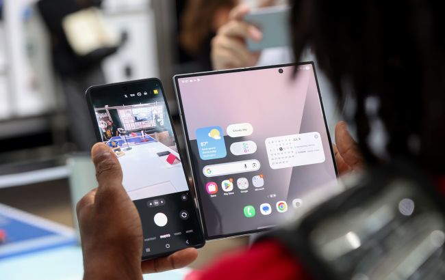 Телефон розкладачка чи книжка - який купити, порівняння 1