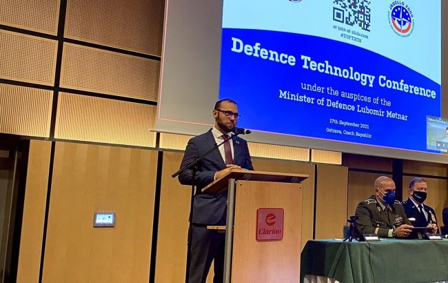 Томаш Копечний піде з посади уповноваженого Чехії щодо України 1