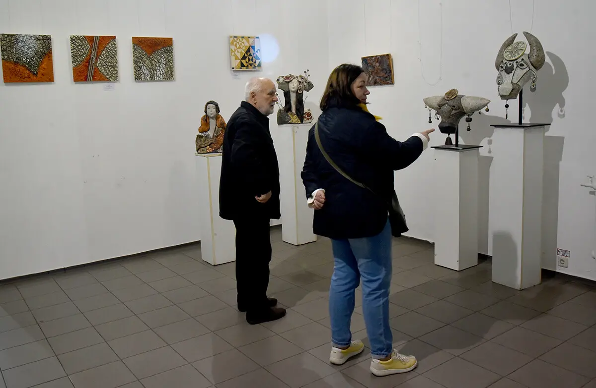 У київському Будинку художника відкрилася ювілейна виставка Сучасне мистецтво вогню 20