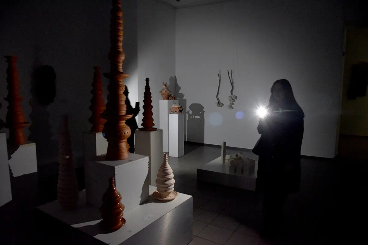 У київському Будинку художника відкрилася ювілейна виставка Сучасне мистецтво вогню 12