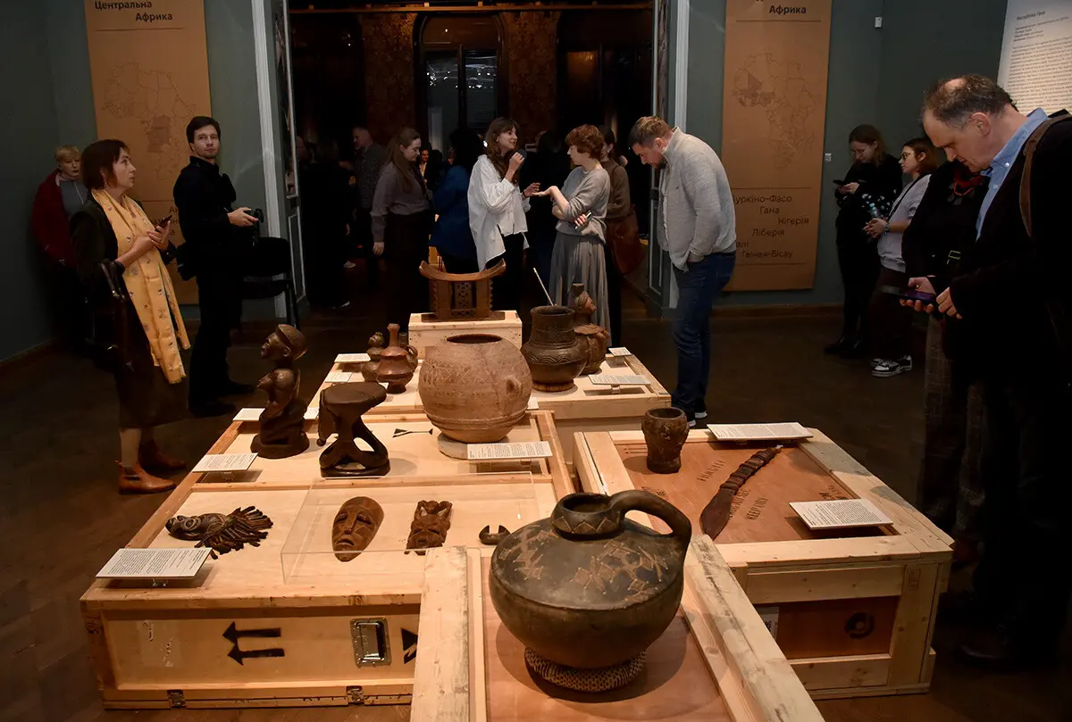 У Музеї Ханенків відкрили чи не першу за часи незалежності виставку, присвячену спадщині Африки – фото 9