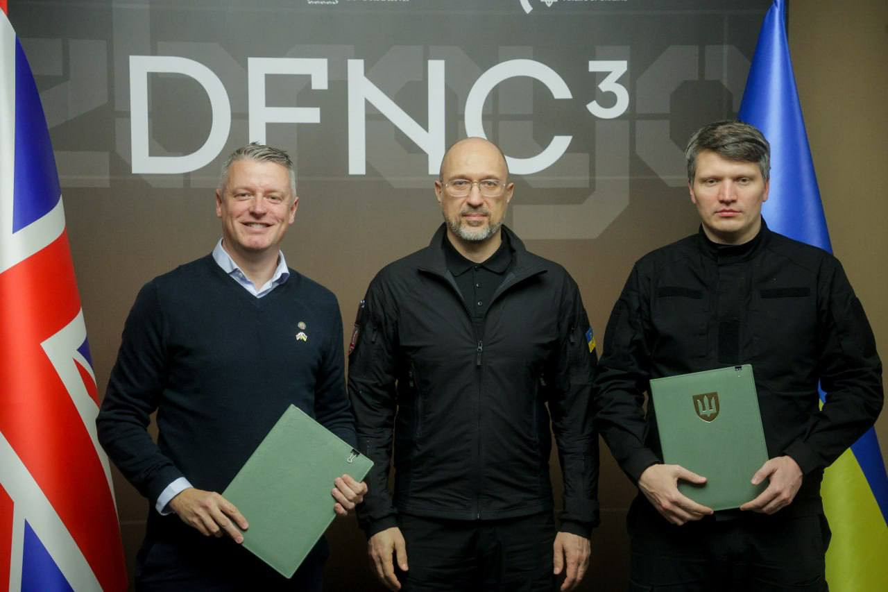 Україна і Велика Британія домовились про спільне виробництво артилерії 1