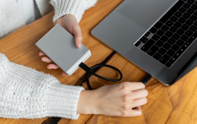 Відключення світла і ноутбук - як зарядити 1