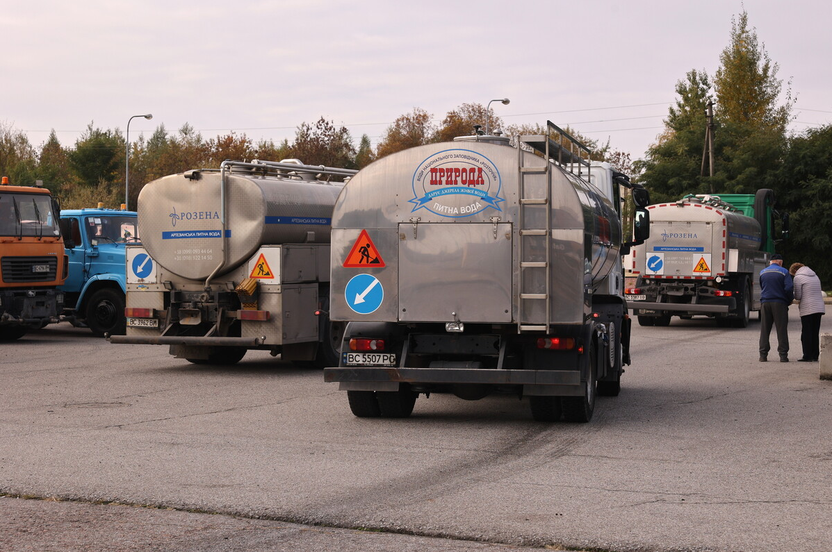 Відключення водопостачання у Львові через НС під час війни і блекаут - де взяти питну воду, адреса 2