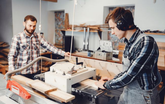 Заклади професійної освіти можуть отримати 2,1 млн грн на обладнання - умови конкурсу, подати заявку 1