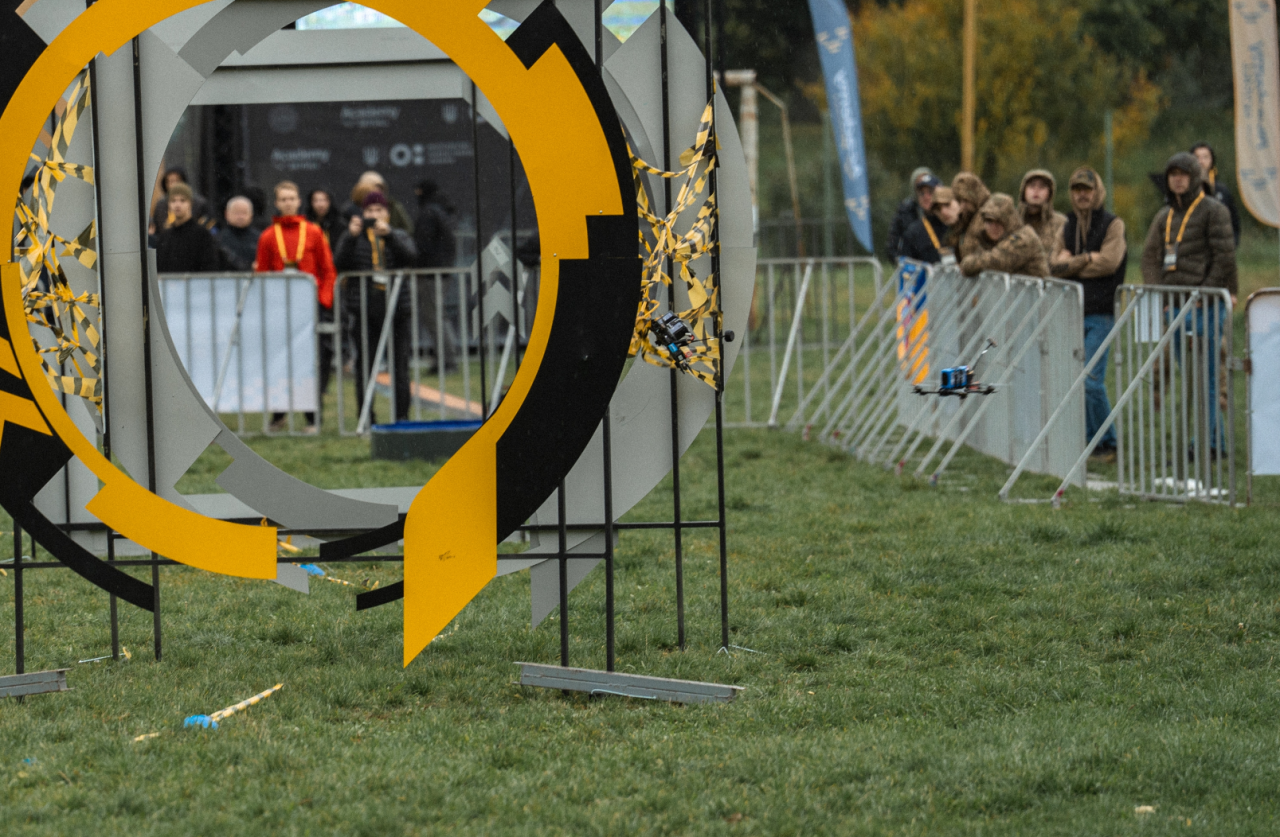Змагання дронів в Україні пропонує Студентська технологічна ліга з ФПВ перегонів - що це, фото 8