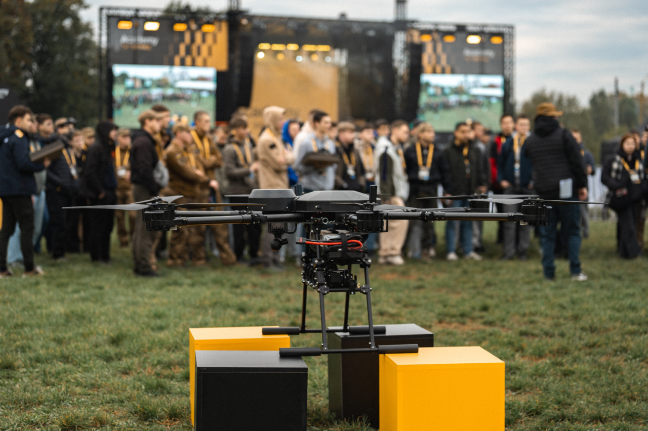 Змагання дронів в Україні пропонує Студентська технологічна ліга з ФПВ перегонів - що це, фото 2