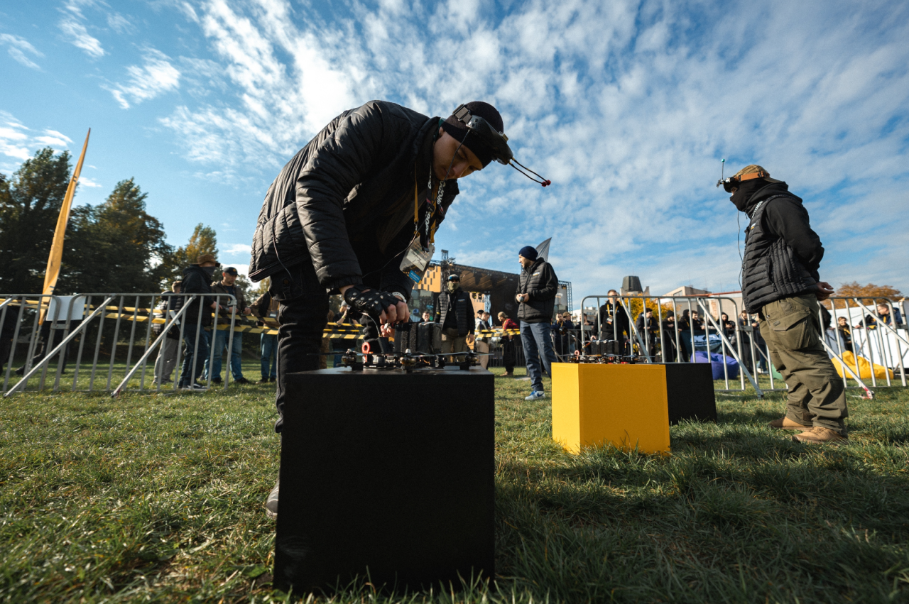 Змагання дронів в Україні пропонує Студентська технологічна ліга з ФПВ перегонів - що це, фото 4