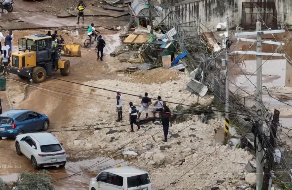 Зміна клімату збільшила ймовірність небезпечного урагану в кілька разів, - учені 1 / скриншот