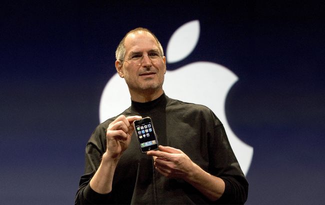 Apple оновлює лінійку iPhone і відходить від стратегії Стіва Джобса | D.UA 1