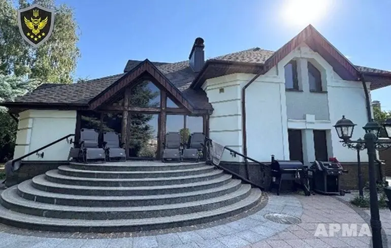 Будинок Захарченка – чому він без управителя – заява міністра фінансів 1