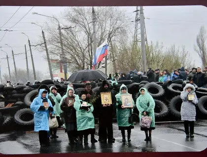 "Церковний рашизм" - у Києві відкрили виставку про роль РПЦ у війні проти України - фото 1