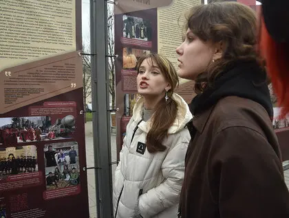 "Церковний рашизм" - у Києві відкрили виставку про роль РПЦ у війні проти України - фото 4