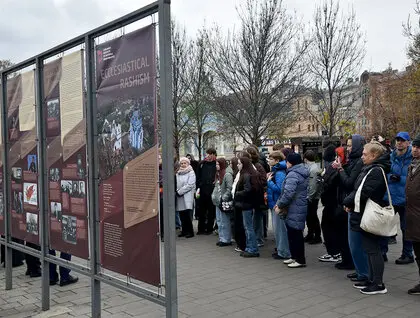 "Церковний рашизм" - у Києві відкрили виставку про роль РПЦ у війні проти України - фото 8