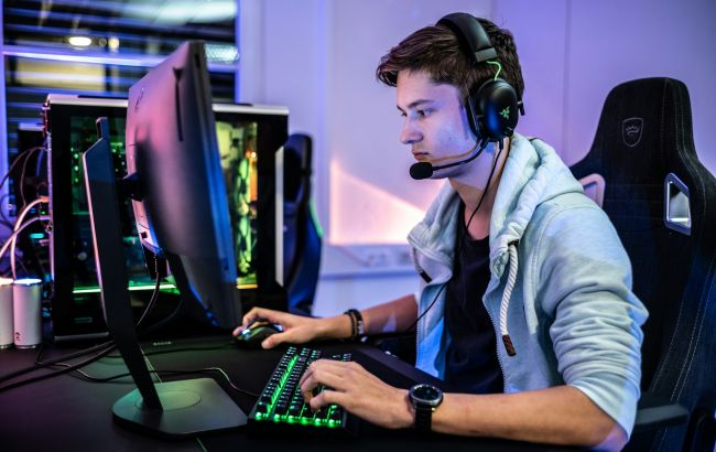 Чи варто купувати дешевий ігровий монітор - що кажуть геймери | D.UA 1