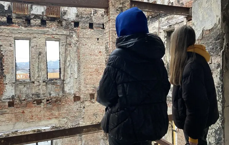 Діти з інтернатів отримають грошову допомогу та житло – новини України 1