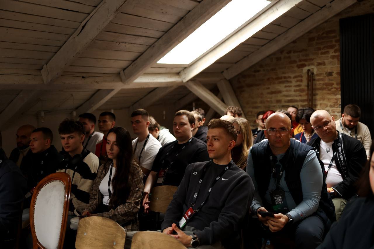 FAVBET Tech провів мітап щодо розвитку штучного інтелекту - подробиці | D.UA 2