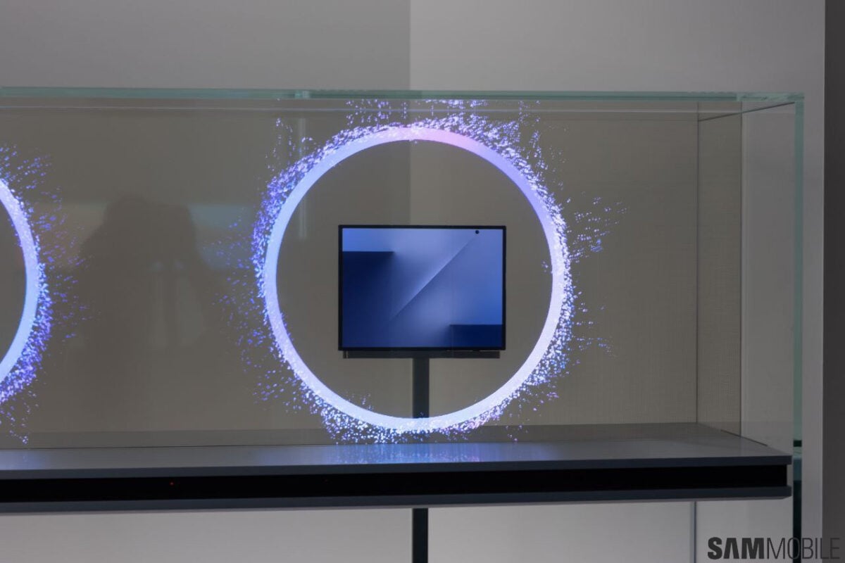 Galaxy TriFold - детальні характеристики телефону, ціна | D.UA 2