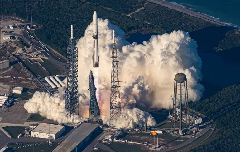 New Glenn уперше повернула ступінь на другій місії - Blue Origin зробила прорив та наздоганяє SpaceX - новини технологій 1