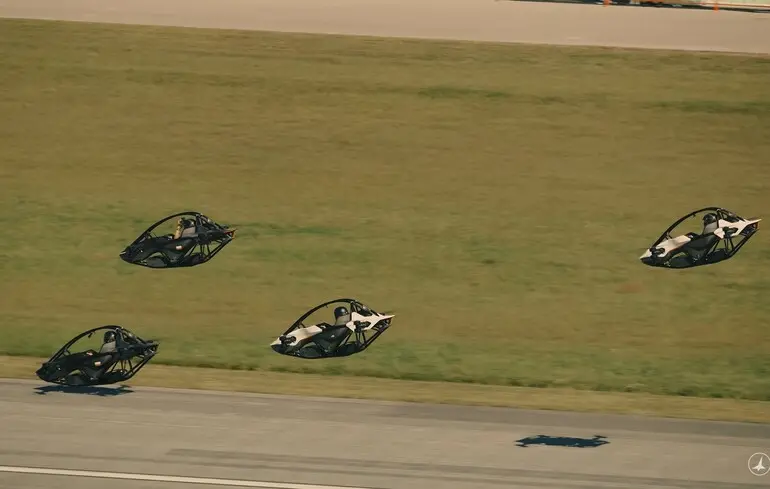 Перші перегони летючих авто Jetson One - Небесна Формула-1 відкрила нову еру транспорту - новини технологій 1