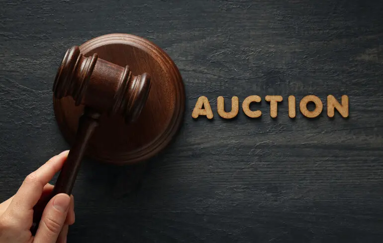 Підприємство Ахметова придбало родовище для виробництва керамічних виробів 1